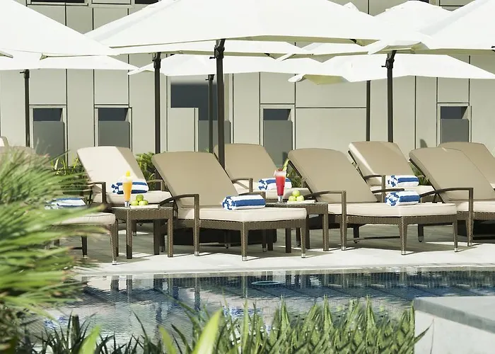 Damac Maison Cour Jardin